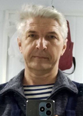 Константин, 51, Россия, Северобайкальск