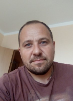 Павел из Канска 44 года