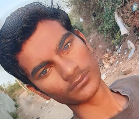 Ripuraj Singh, 18 лет, Vadodara