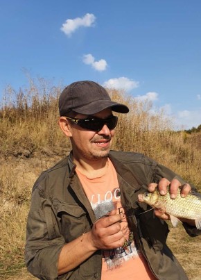 Григорий, 46, Україна, Чернівці