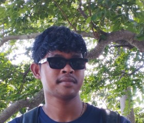Dele, 18, Denpasar