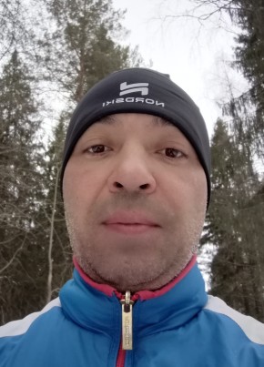 Илья из Сыктывкара 45 лет