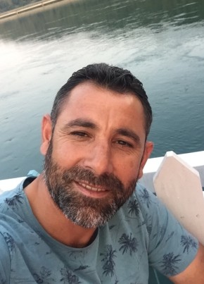 Polat, 38, Turkey, Adana