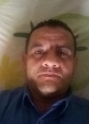 Medardo, 43, República Bolivariana de Venezuela, Caracas