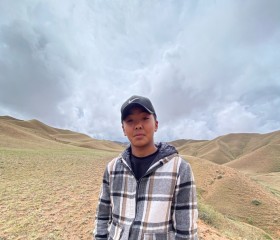 Elaman, 18, Bishkek