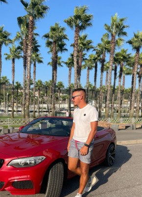 Дмитрий из Саратова 38 лет