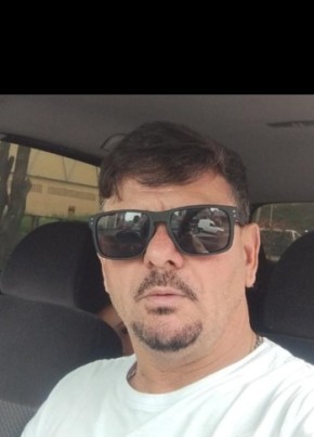 João, 45, República Federativa do Brasil, V Redonda