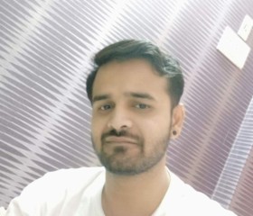 Eeshaan, 37, Mumbai