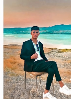 Adnan, 19, Türkiye Cumhuriyeti, Malatya