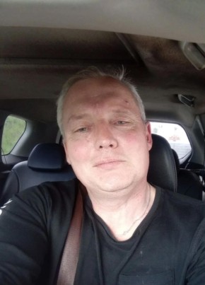Андрей из Москвы 53 года