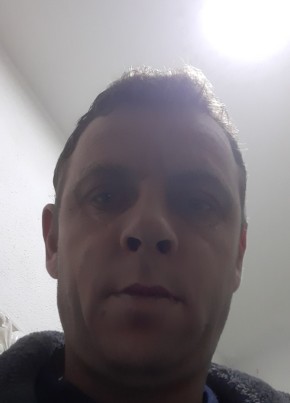 Cristiano, 35, Romania, Vulcan (Județul Hunedoara)