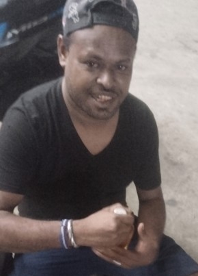 Riba, 32, Indonesia, Abepura