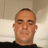 823037f2c3bf