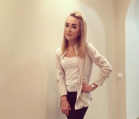 Alyena, 32, Bucharest