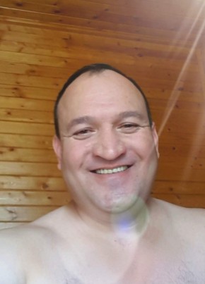 Алишер из Троицк (Московской обл.) 51 год