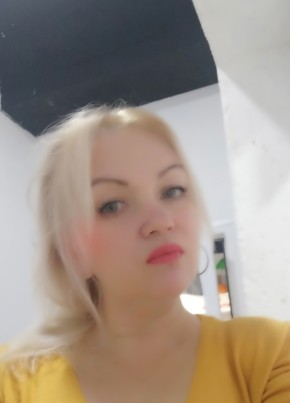 Ольга, 40, Россия, Сочи