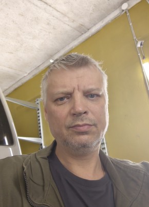 Михаил из Санкт-Петербурга 52 года
