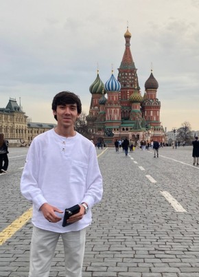 Бадик, 23, Россия, Псков