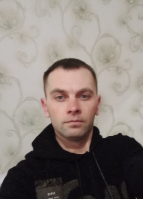 Александр, 32, Россия, Суджа