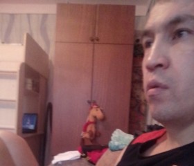 Yuldash, 37, Aksarka