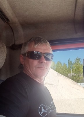 Andrey, 44, Russia, Ulyanovsk