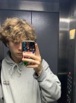 Aleksandr, 18  , Moscow
