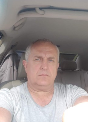 Юрий, 62, Россия, Отрадное