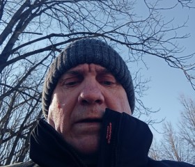 Виктор, 56 лет, Крычаў