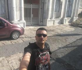 Milan, 48, Jajce