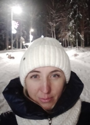 Наденька, 42, Россия, Сарапул