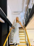 Snezhana, 44, Moscow