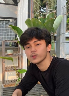 Nikomi из Kota Surakarta 26 лет