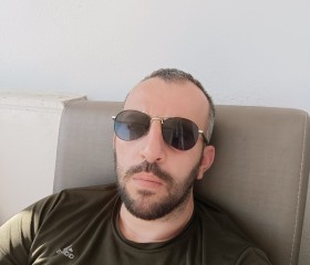 Metin, 33, Yenisehir