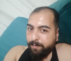 İboti, 30, Khanjarah