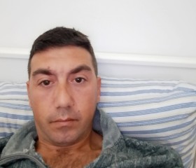 Alessandro, 36, Catania