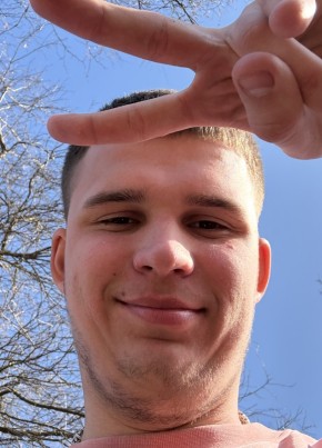 Arseniy, 18, Belarus, Minsk