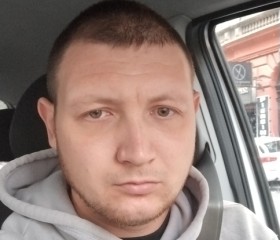 Peaq Kri, 36, Budapest