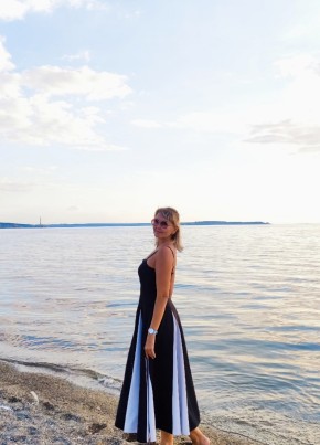 Алина из Новосибирска 42 года