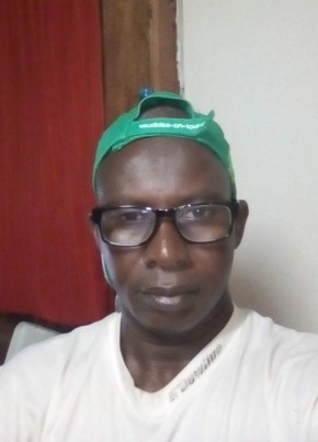 Ba yerro, 59, République Gabonaise, Libreville