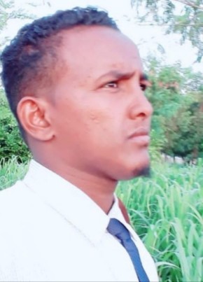 CMC kadawe, 33, Jamhuuriyadda Federaalka Soomaaliya, Gaalkacyo