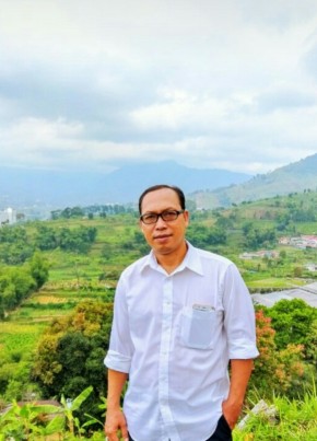 Martin sukandhi, 49, Indonesia, Djakarta