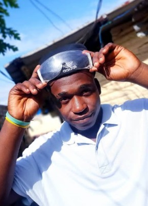 Felix, 24, Territorios Españoles del Golfo de Guinea, Ciudad de Malabo