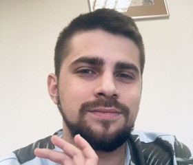 Leo, 29, Sokhumi