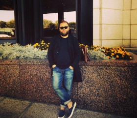 Sasha, 50, Saint Petersburg