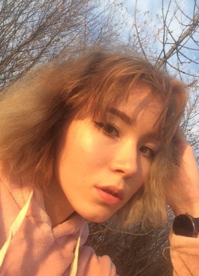 Лена , 21, Россия, Салехард