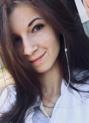 Оля, 27, Россия, Пестово