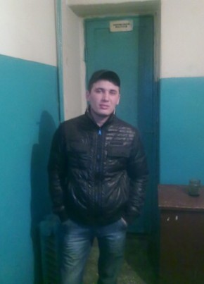 Илья, 37, Россия, Курган