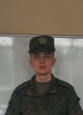 Роман, 21, Россия, Москва