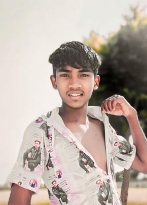 Rujit, 19, India, New Delhi