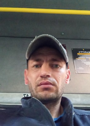 Михаил из Уфы 36 лет